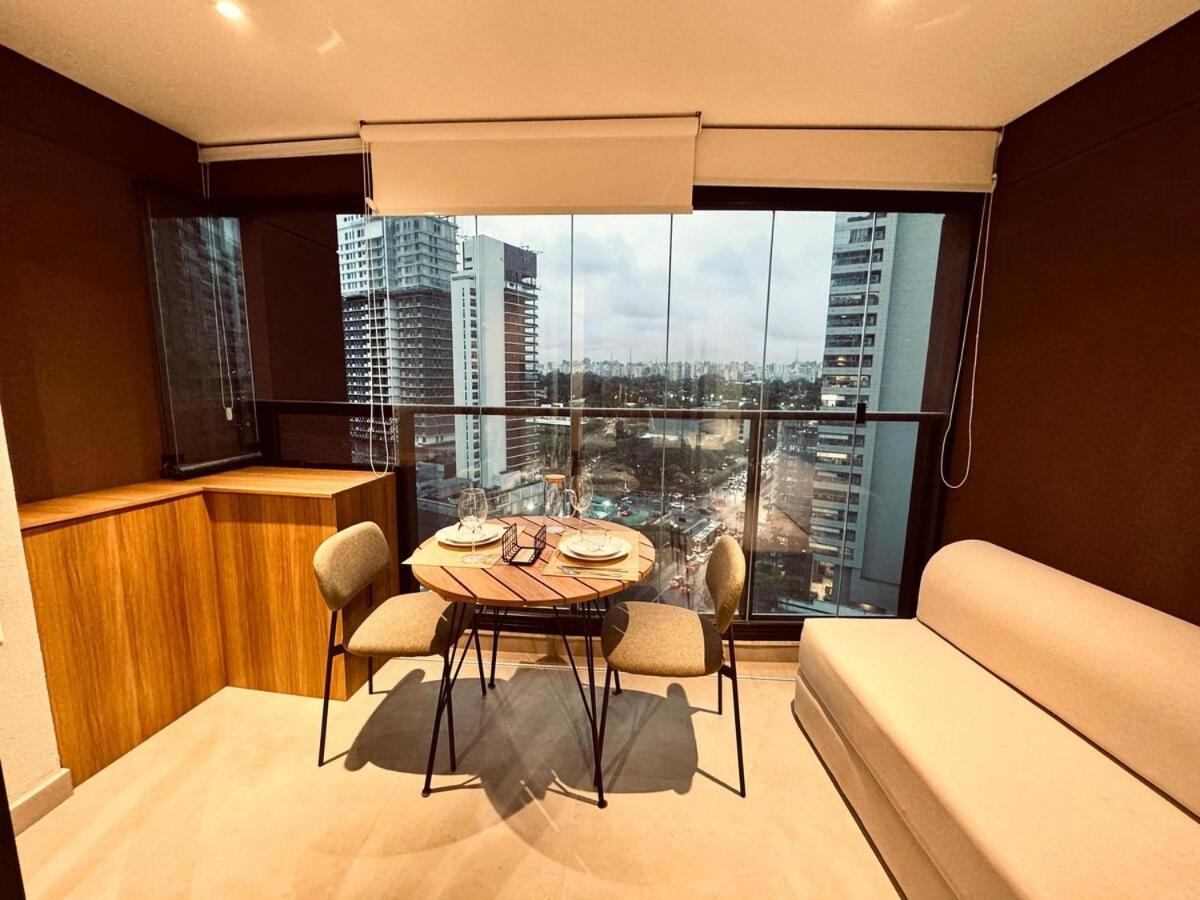 Apartamento 1205 - Rentaqui Window Moema